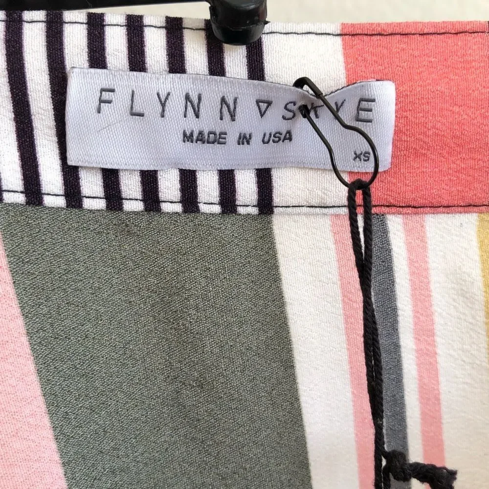 Flynn Skye Women's Wyatt Skirt on Vacation Boho Chic Size XS NEW